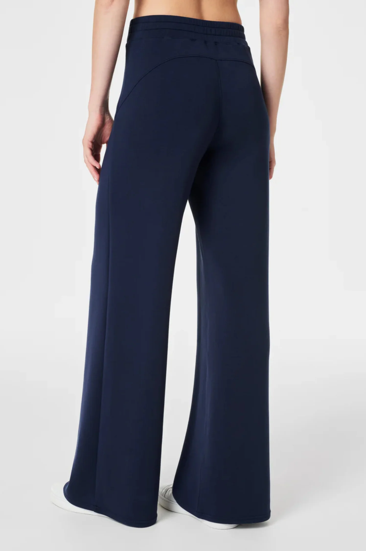 Airessentials Wide Leg Pant - Intensery