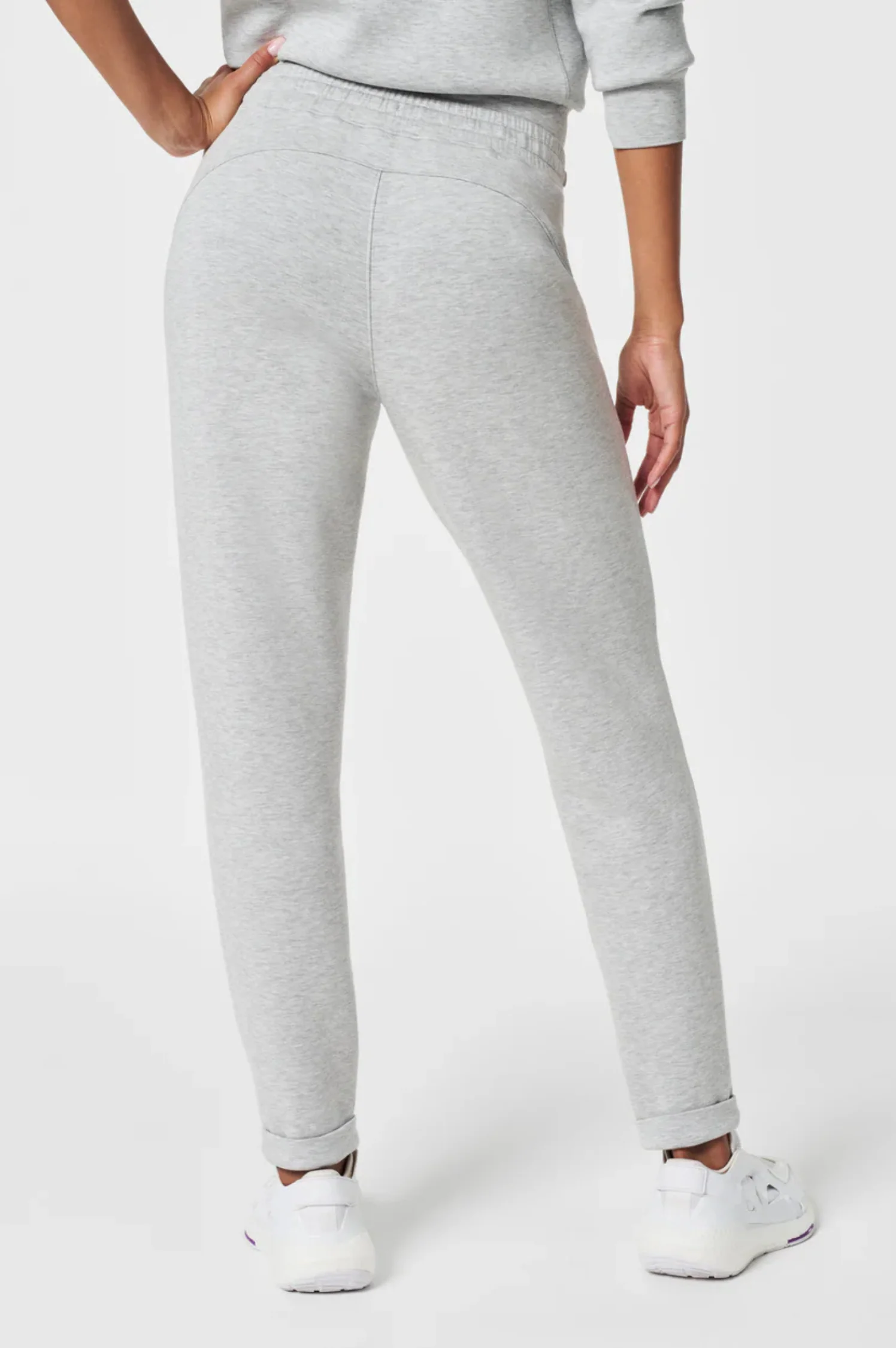 Airessentials Tapered Pant - Intensery