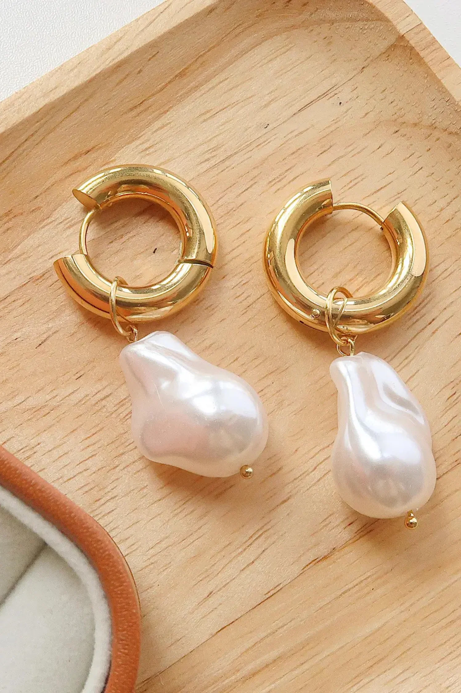 Oceana Large Pearl Earring - Intensery